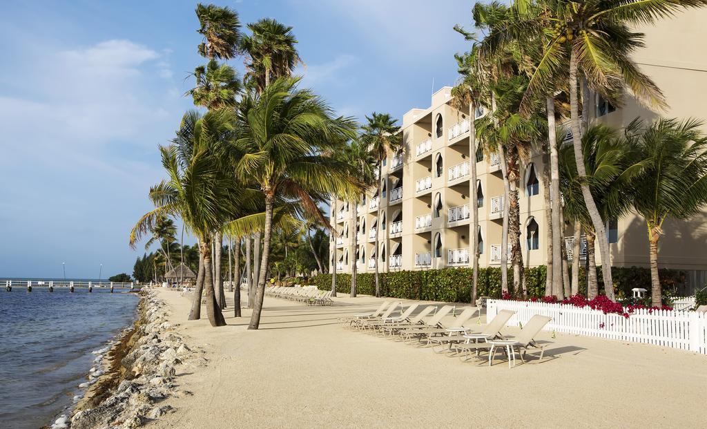 Cheeca Lodge&Spa Islamorada Exterior foto The beach at the Atlantis Paradise Island Resort