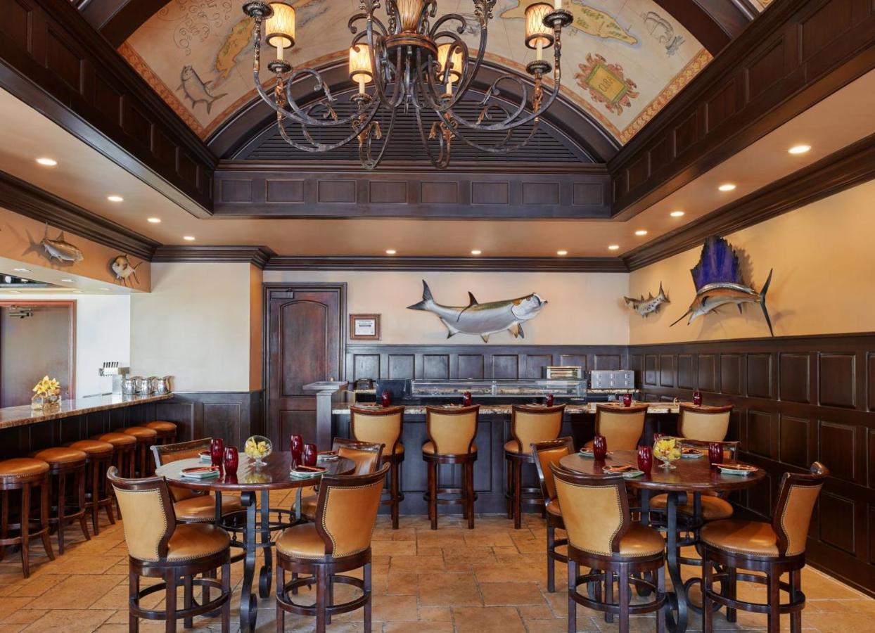 Cheeca Lodge&Spa Islamorada Exterior foto The interior of the restaurant